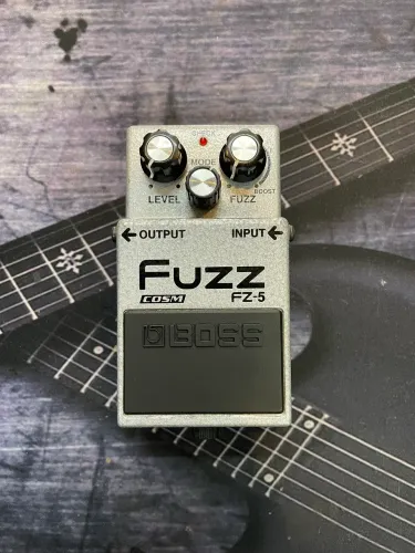 Pedal Boss Fuzz FZ-5 semi novo