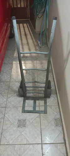 Carrinho de Mão de Carga