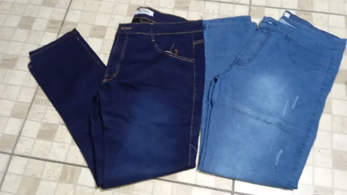calças jeans disponivel do 36 ao 48 mas informaçoes zap *40