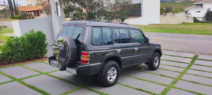Mitsubishi Pajero GLS 3.0 V6 4P Mec. 1995