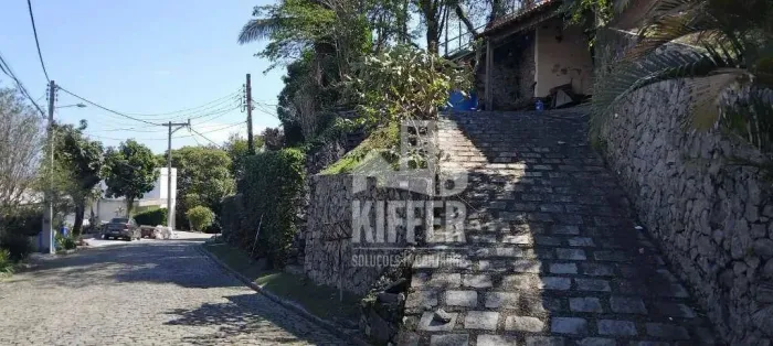 Terreno à venda, 1800 m² por R$ 590.000,00 - Itaipu - Niterói/RJ