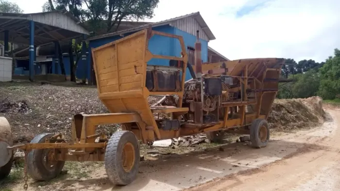 Britador Móvel  - ***Eficiência e Mobilidade na Sua Obra!***