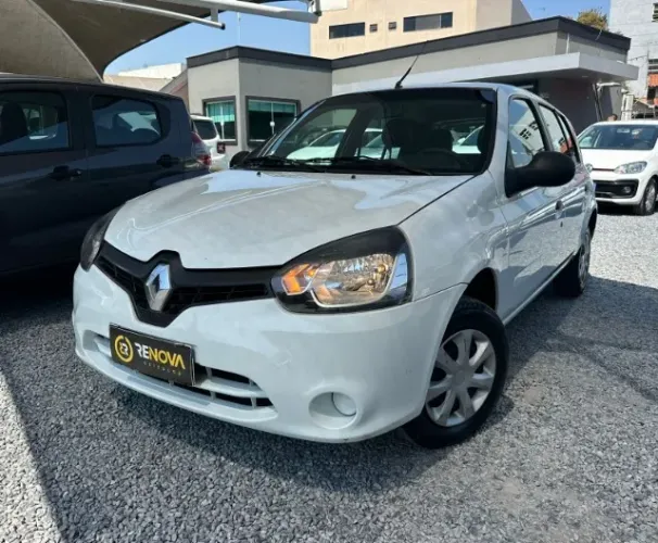 Renault Clio Expression 1.0 2015 c/apenas 86.000km