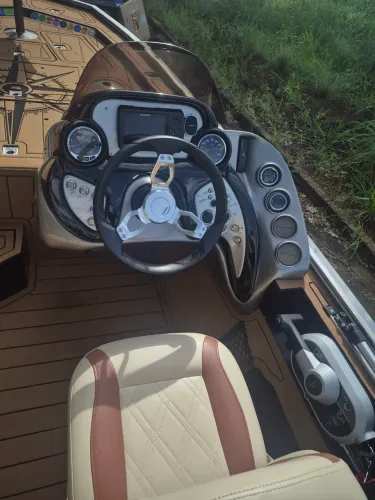 Lancha trovoz yukon 600