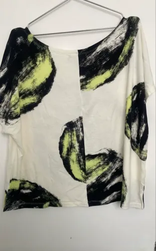 Blusa estampada tamanho G