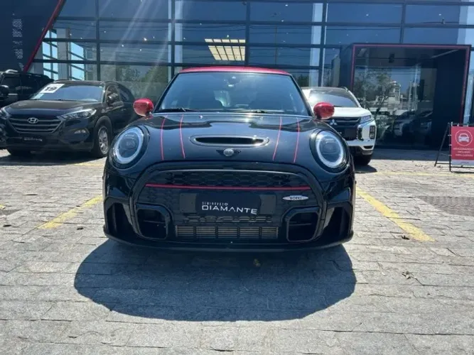 Mini Cooper John Works - LETÍCIA