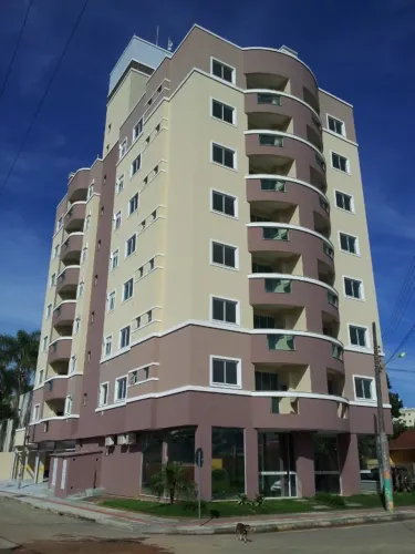 OPORTUNIDADE SALA TÉRREA 130m2, 2 bwc, pronta pra você empreender em Camboriú SC