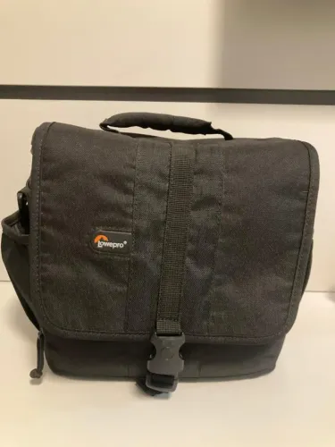 Bolsa fotográfica de ombro Lowepro para câmera ou filmadora - Novinha