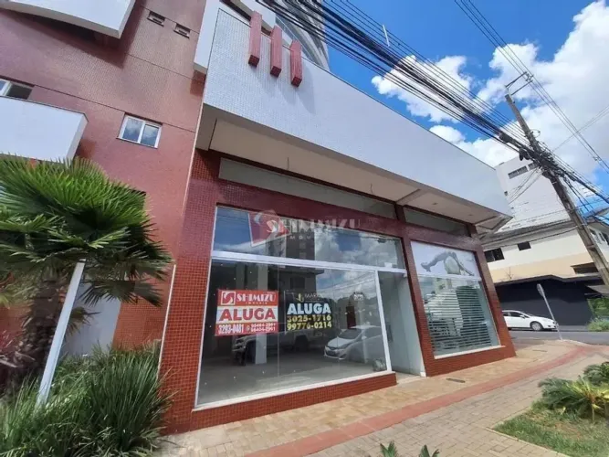 Sala para alugar em Maringá, Zona 03, com 100 m²