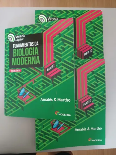 Box Fundamentos da Biologia Moderna, 3 Livros ensino médio, sem uso, ótimas condições