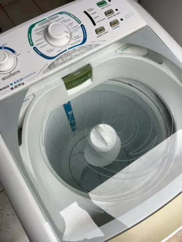 MÁQUINA DE LAVAR ELECTROLUX 8kg 