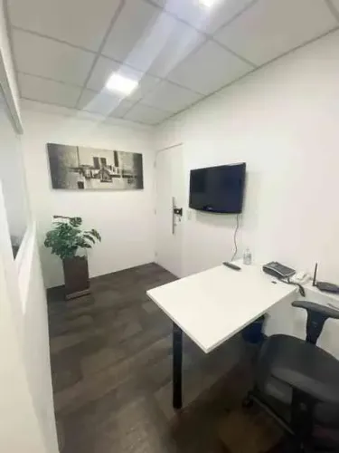 SALA MOBILIADA NO CENTRO DE ALPHAVILLE!