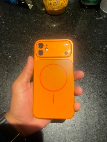 Vendo ou troco iPhone 11 128gb