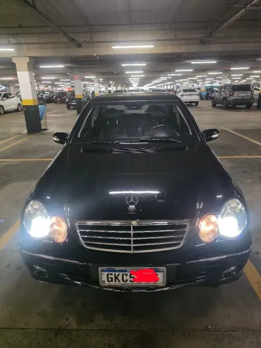 Mercedes-Benz C-320 Avantgarde 3.2 V6 24V 4P Aut. 2005