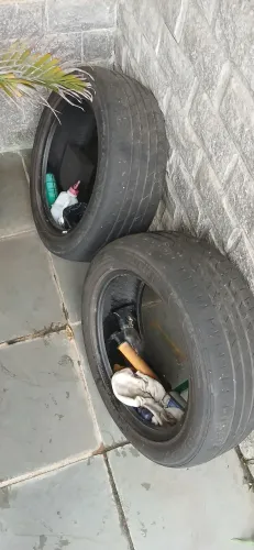 Pneu 195/55 aro 16 meia vida tenho 2