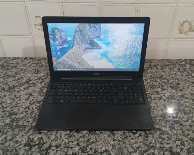 Dell i7 8ª - 16GB - Vídeo AMD 2GB - SSD 960GB