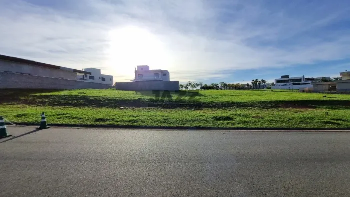 Terreno à venda no Loteamento Residencial Arborais, Campinas, 482 m²