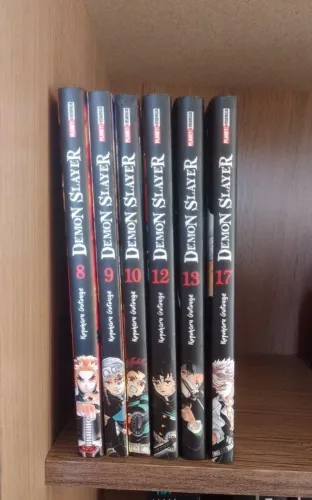 Mangá Demon Slayer - Kimetsu no Yaiba (também vendo separado)
