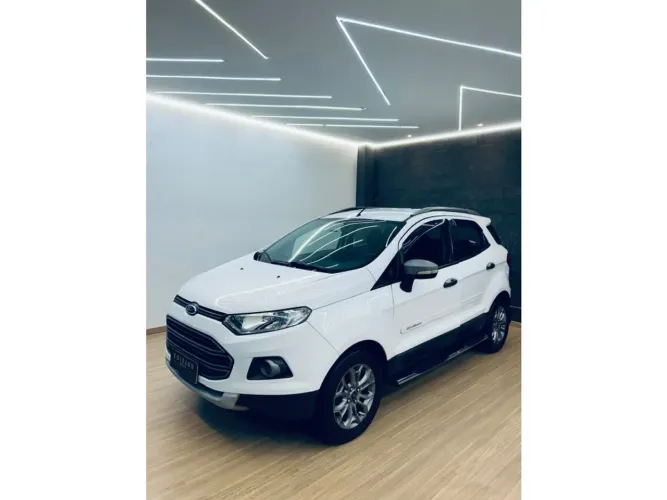 Ford Ecosport Freestyle 1.6 16V Flex 5P 2015
