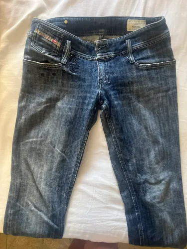 Calça jeans DIESEL 