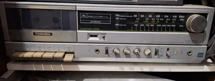 Aparelho de Som Toshiba 3 em 1 (Vintage / Retrô) - Funcionando - NÃO ENTREGAMOS