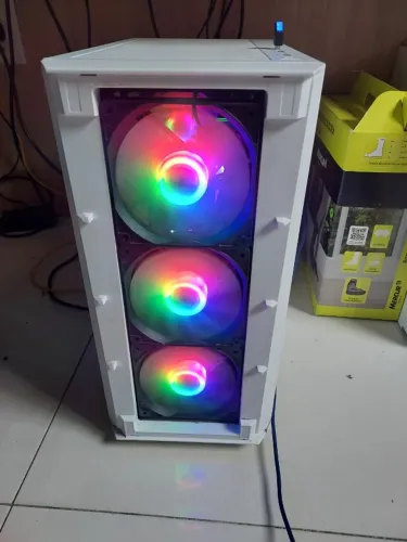 PC Gamer Ryzen 7 5700