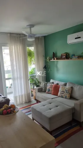 Apartamento à venda em Coqueiros - Florianópolis