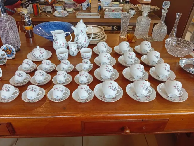 Magnífico jogo de chá e café Beatriz 54 peças