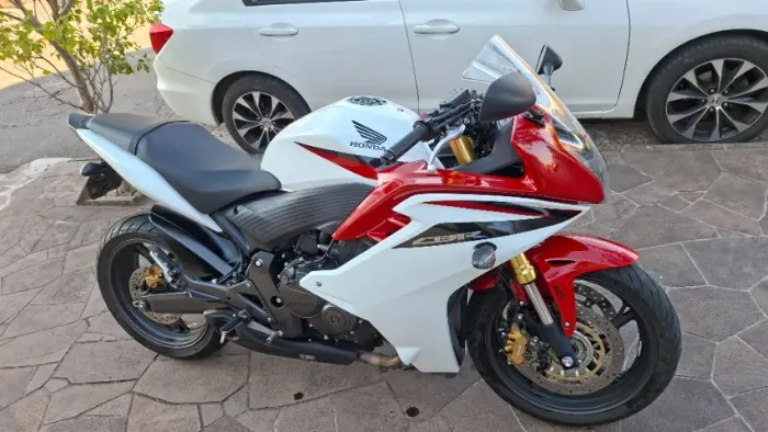 CBR 600F