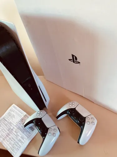PlayStation 5 mídia física e digital 1 TB