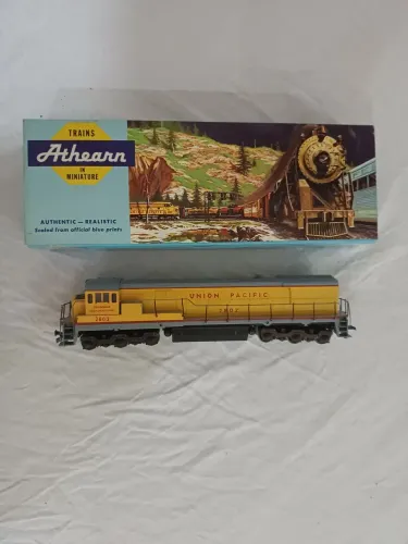 Locomotiva Athearn U28-C Escala HO. 