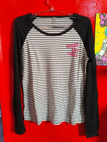 Blusa Manga Longa Raglan Listrada Estampada Tamanho GG