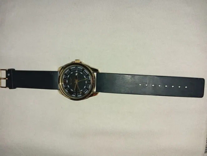 Vende _se relógio e uma pulseira