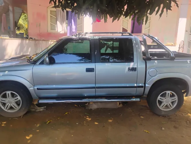 Chevrolet S10 Pick-up Exec. 2.8 4X4 CD TB Int.dies 2008