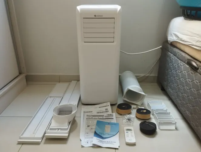 Ar-condicionado portátil Gree 12.000 BTUs 127v na garantia ainda e completo