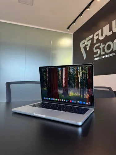 Macbook Pro M4 16GB 512GB 14.2'' Silver 96%Macbook Pro M4 16GB 512GB 14.2'' Silver 96%