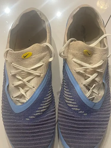 Chuteira Nike campo Phantom número 39,5 Brasil