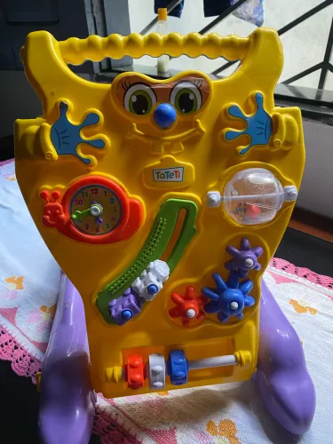 Andador infantil Tateti