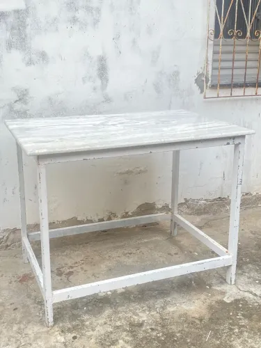MESA DE MÁRMORE
