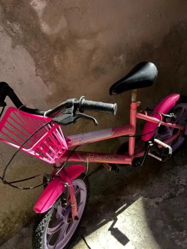 Bicicleta menina