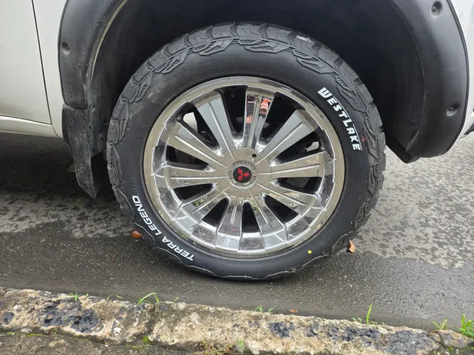 Roda aro 20 para L200 ou hilux
