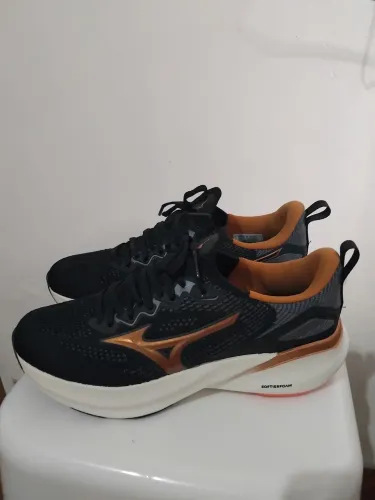 Vendo tênis feminino n.35