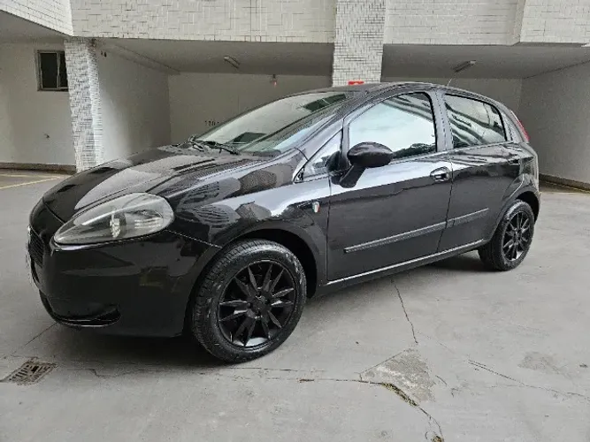 Fiat Punto Attractive Italia 1.4 F.flex 8V 5P 2012