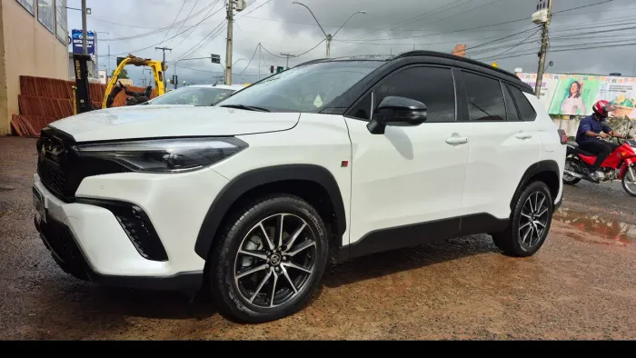 Toyota Corolla Cross Gr-s 2.0 16V Flex Aut. 2024