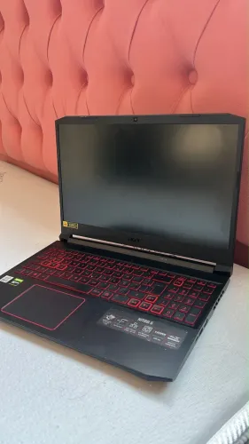 Nitro 5