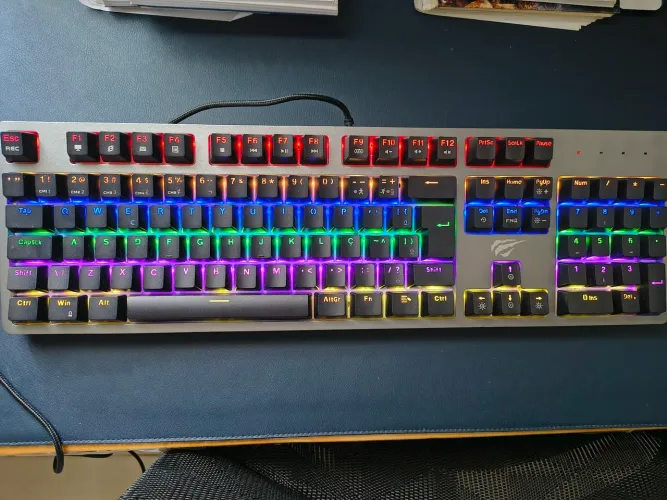 Teclado Mecânico Gamer Havit KB492L RGB - Ótimo Estado