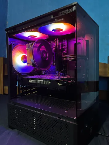 PC GAMER 