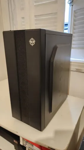 PC GAMER Ryzen 5, sem monitor, retirarJardim Casqueiro,Não envio,troco notebook Full hd)