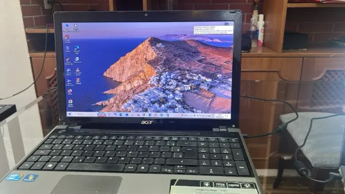 Vendo notebook ACER ASPIRE 5745 - Preço negociável