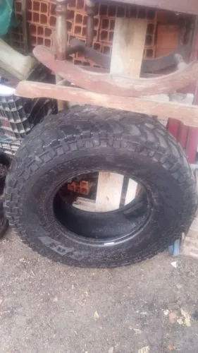 Pneu aro 15
